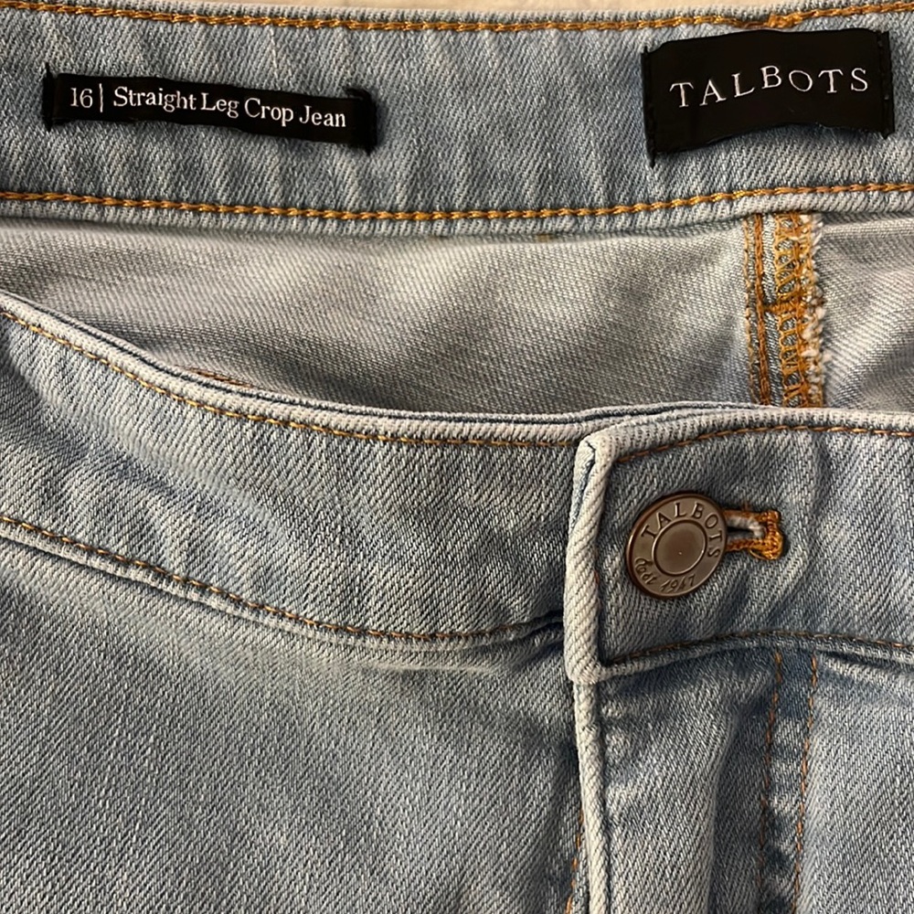 Talbots straight leg crop Jean. Very good condition.